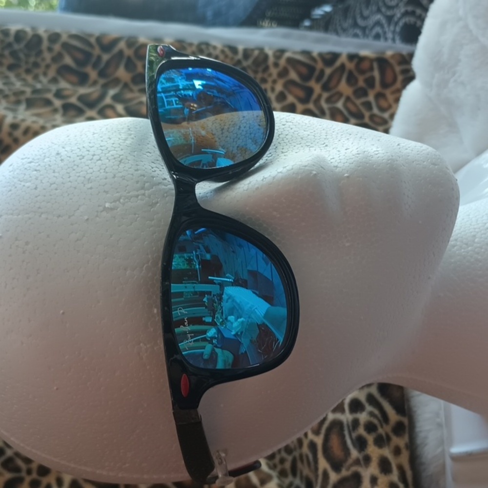 Ray-Ban sunglasses style 4195, wayfarers